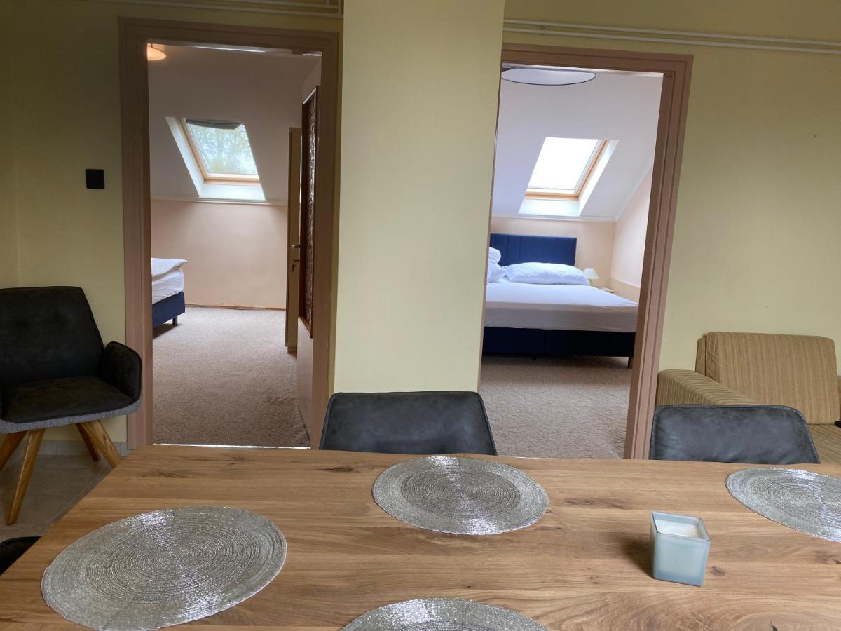 Home Sweet Apartment Xl Bük エクステリア 写真