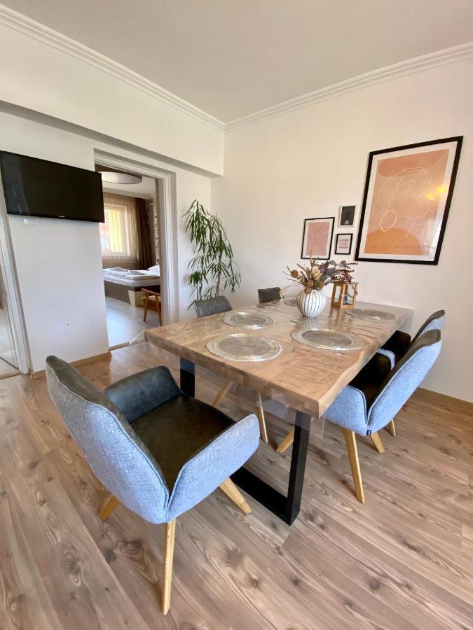 Home Sweet Apartment Xl Bük エクステリア 写真